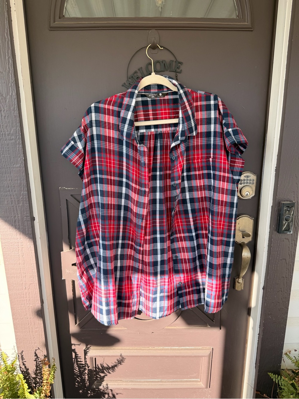 Riders by Lee Red, Navy & White Plaid Short-Sleeve Button-Down